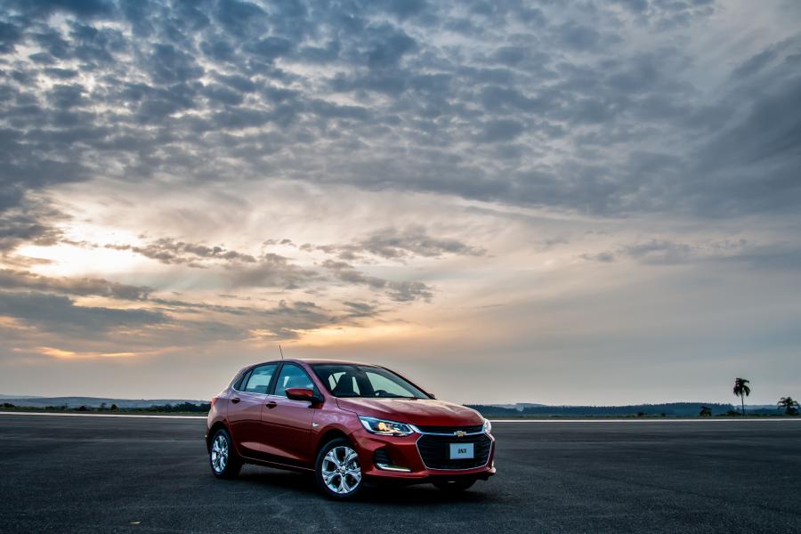  Chevrolet Onix Premier 2019 года  (LA) (фото 1 из 22)